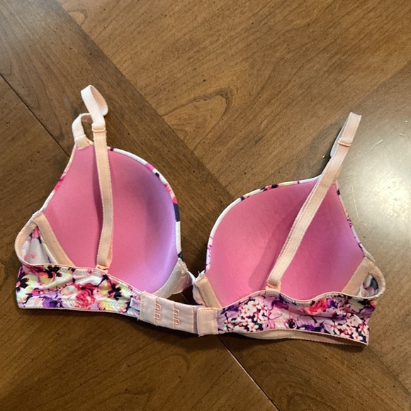34B PINK Victoria’s Secret “Wear Everywhere Demi” Bra - Picture 12 of 15